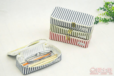 【素樸時光ZAKKA雜貨文具收納盒條紋控棉麻筆袋雙拉鏈文具軟盒批發(fā)廠家直銷20*8.5*4CM】滑縣素樸時光工藝品廠 - 產(chǎn)品庫