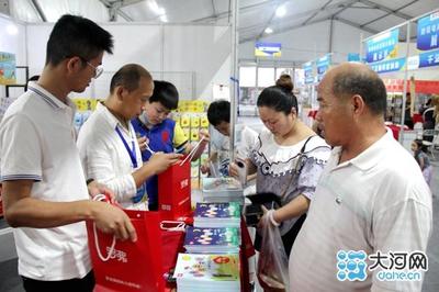 &ldquo;網上看漯河&middot;千企惠民活動行&rdquo;啟動 點燃市場&ldquo;煙火氣&rdquo;