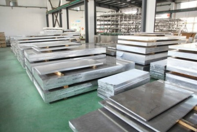 2214鋁合金貼膜板市場解析 性能優(yōu)勢、應(yīng)用領(lǐng)域及銷售價格因素